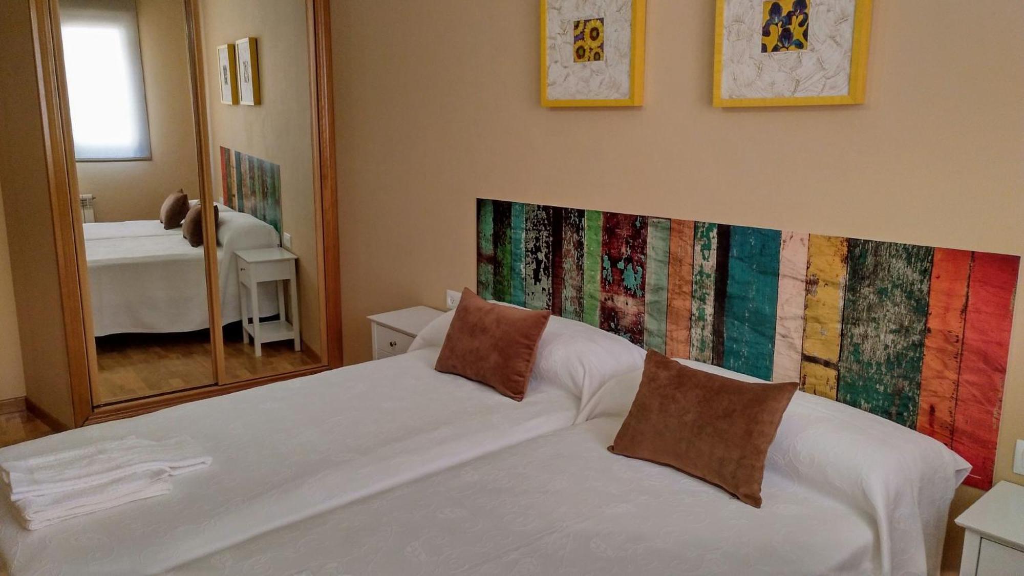 Aturcangas Cangas de Onis Bilik gambar